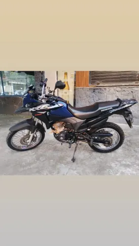 XRE 190 2022 apenas 16.900 único dono pronta pra transferir