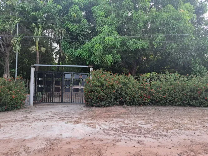 Vendo um sítio Próximo ao cantinho do sonhador (pesque e pague ) 