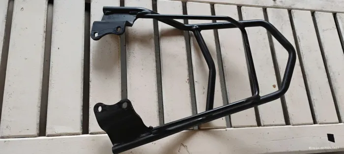 Suporte para baú moto