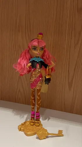 Ever After High Ginger Breadhouse Doll