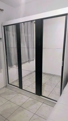 Guarda-Roupa 3 portas de correr
