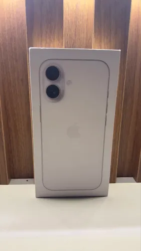 iPhone 17