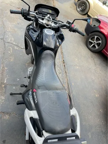 ? HONDA XRE 300 ? 2010/2010 ?