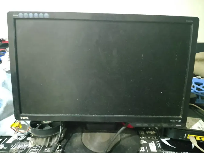 MONITOR 18' Benq
