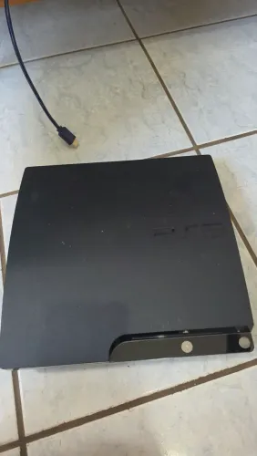 PS3 no estado (liga porém desliga em seguida)