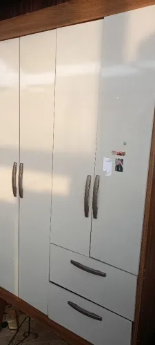 Guarda roupa