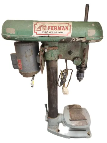 Furadeira de bancada Ferman