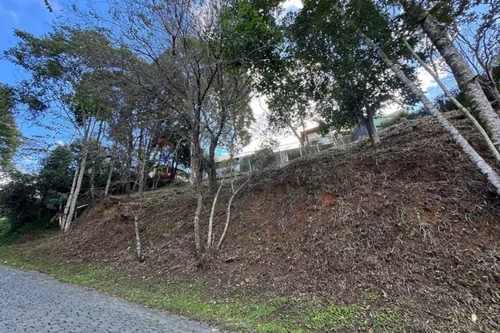Terreno á venda no Cascatinha, de 501 m² N0VA FRIBURGO