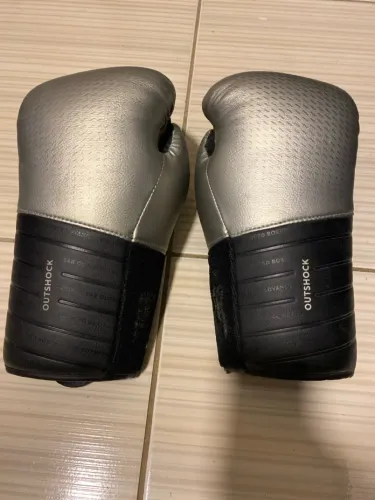 Luva de boxe Outshock Advanced Boxing 10 oz