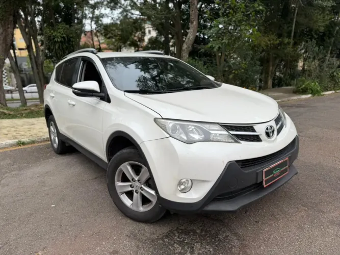Toyota RAV4 2.0 4X2 16V Aut. 2013