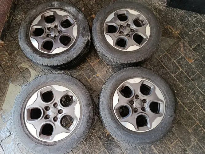 Rodas Aro 16 Originais Jeep Renegade + Pneus Pirelli Scorpions 215/65 R16**