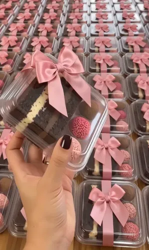 Kit delícia - doces , bolos e salgados