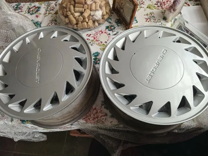 RODA OPALA  DIPLOMATA,CARAVAM ARO 14 EXCELENTE ESTADO ORIGINAL SEM DETALHES RARIDADE 