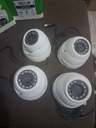 2 Câmera dome 3220 intelbras