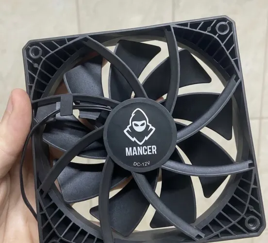 3 fans Mancer de 120 mm para gabinete
