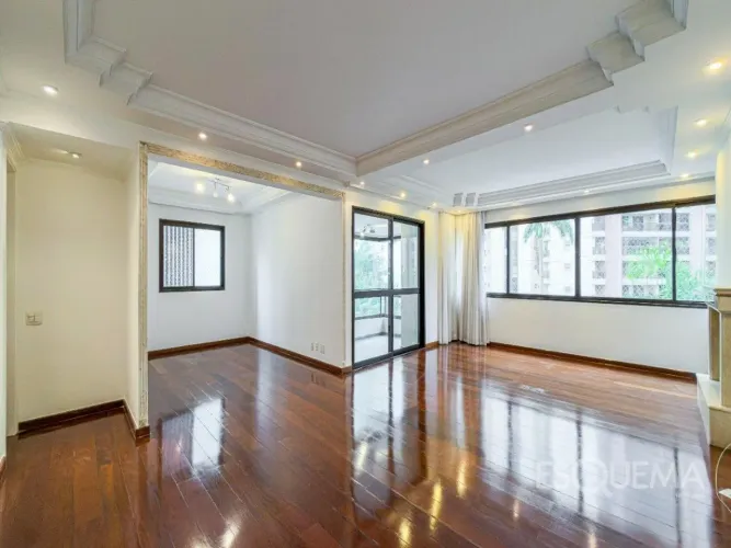 Apartamento em condomínio cobiçado de Moema