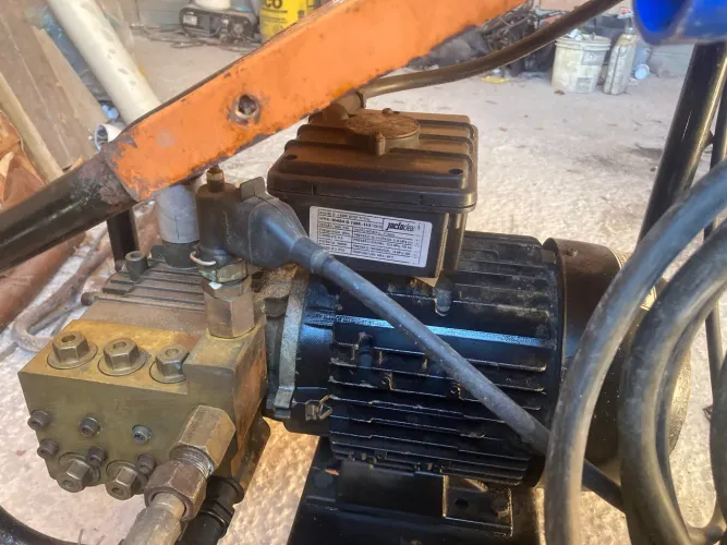 Lavadora profissional alta pressão jacto 8200