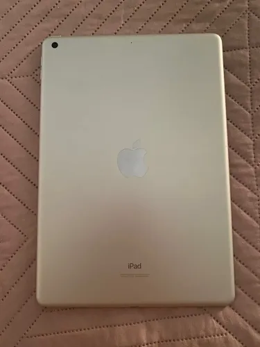 iPad 10ª Geração 64GB (2023) Muito Conservado Bateria 100% *COM BRINDE*