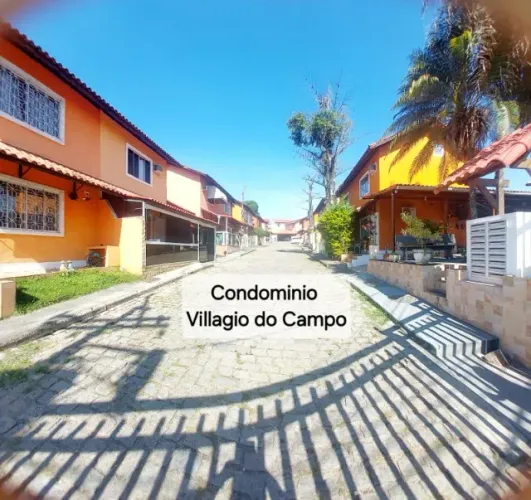 CASA DUPLEX 2 QUARTOS EM CAMPO GRANDE RJ. BAIRRO DA FIGURIRA.