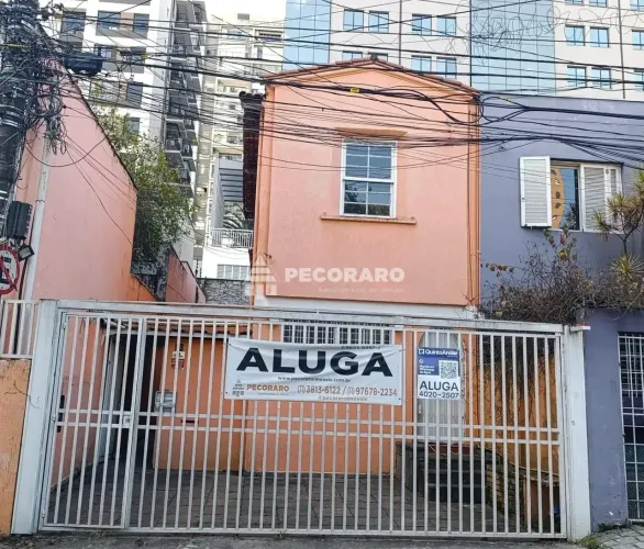 Sobrado comercial de 140 m2 para locação com 7 salas e vaga p/ 3 carros ao lado do Metrô S