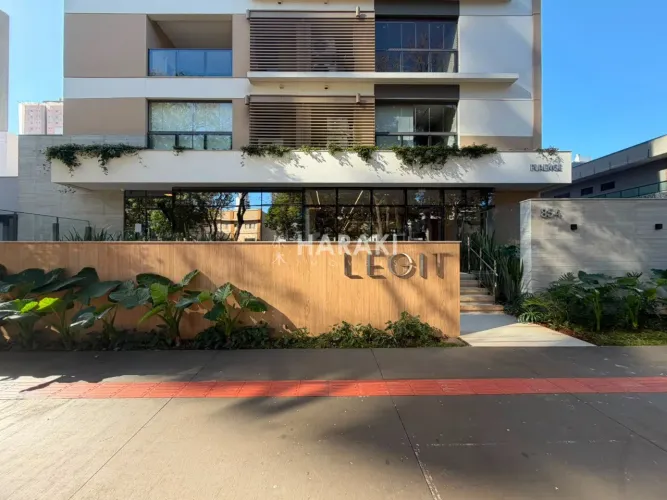 Légit | Plaenge - Apartamento para locaçao na Zona 03