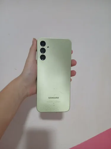 Samsung Galaxy A14 5G com defeito - para peças