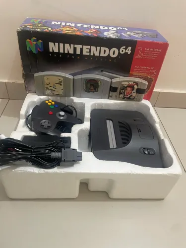 Nintendo 64 na caixa + 3 jogos, controle original