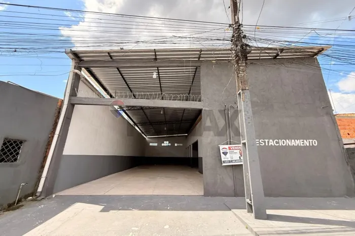 Galpão Comercial de 240 m2, à Venda em Ananindeua, PA