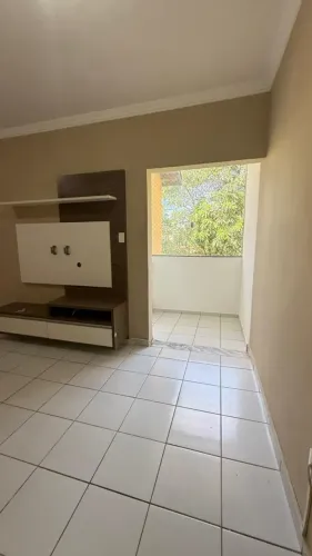 Apenas R$ 270.000,00 - 3º Andar - 100% Nascente - 2 Quartos s/ 1 Suíte e 1 Banheiro Social