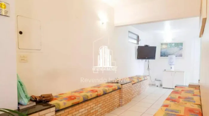 Loja Comercial à Venda na Vila Madalena - São Paulo-SP: 100m², 3 Banheiros!