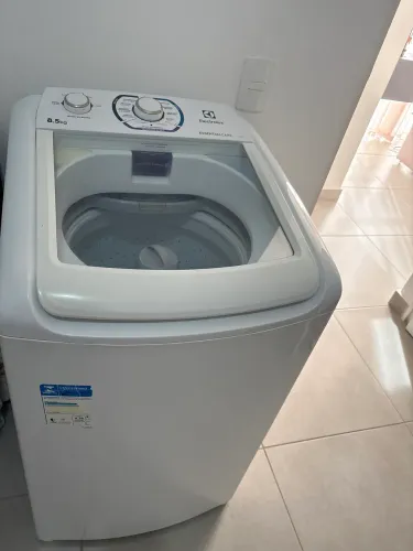 Máquina de lavar - Electrolux Essentialcare LES09