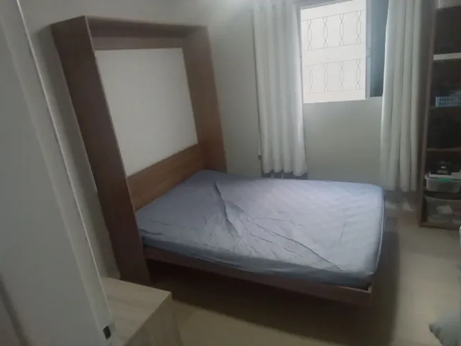 Cama retrátil casal