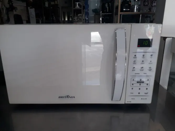 Microondas Britânia BMO28BB 28L
