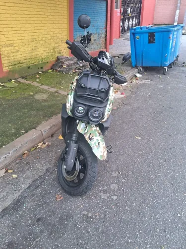 Moto elétrica tank zera 1 mês de uso