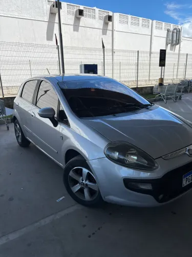 Fiat Punto Attractive Italia 1.4 F.flex 8V 5P 2013