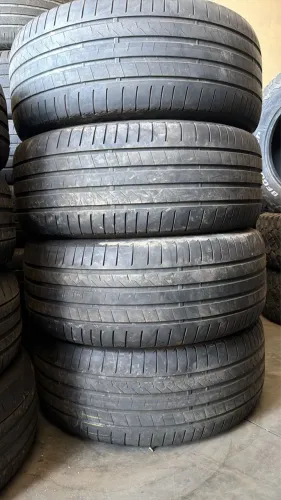 Pneus 275/55/20 marca Bridgestone