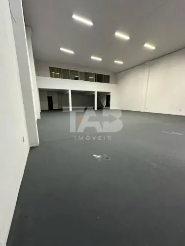 Galpão Comercial para Locação | Centro | Balneário Camboriú