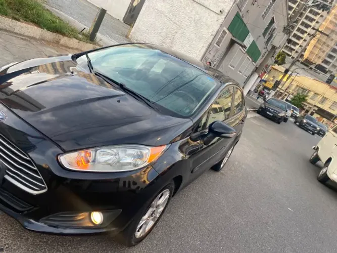 Ford Fiesta Sedan 1.6 16V Flex Aut. 2014