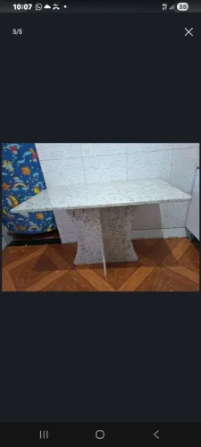Mesa de mármore