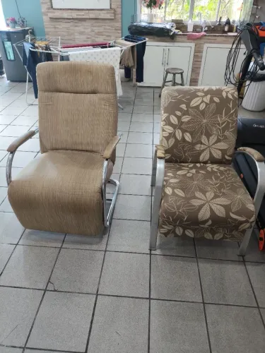 Duas poltronas
