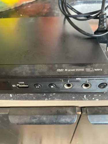  DVD Karaokê Tectoy, modelo DVT-F652 