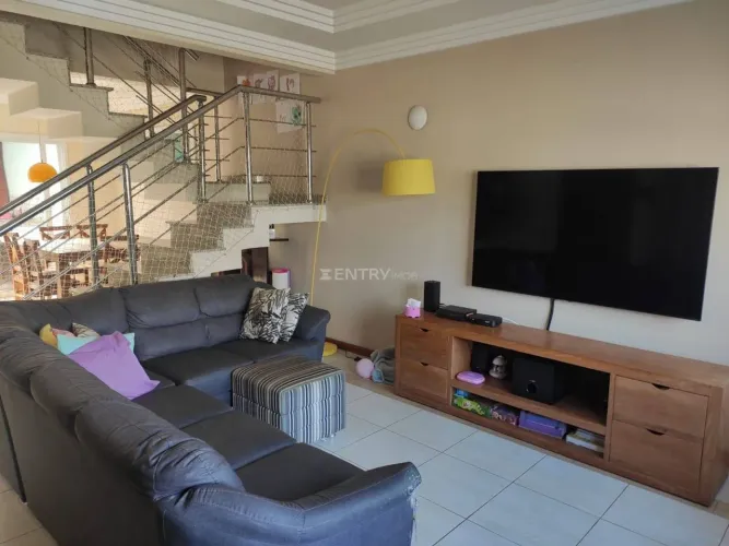 Casa de Condomínio 4 quartos em Medeiros, Jundiaí | 185m² de área útil