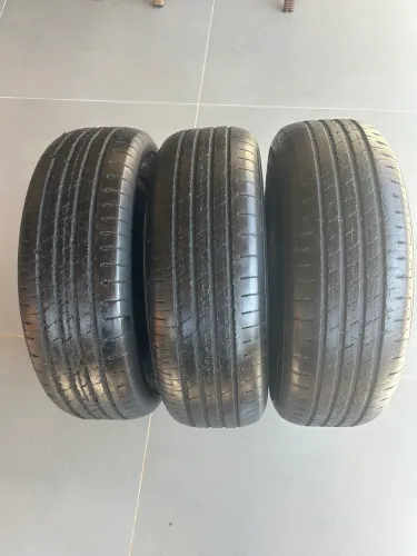 Pneu 205/60 aro 16 Good Year