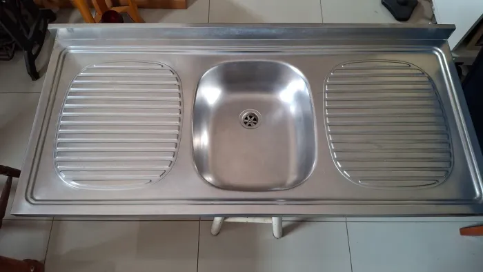 Pia em aço inox 120 cm