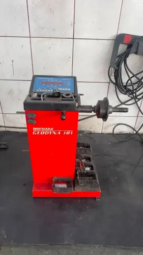BALANCEADORA DE RODA HOFMANN GEODYNA 101