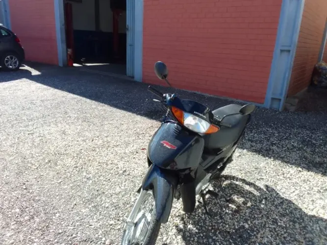 Vendo Honda Biz 100 cc