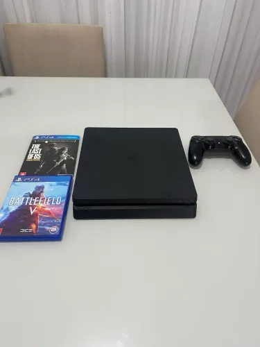 Playstation 4 Slim 500gb + 3 jogos