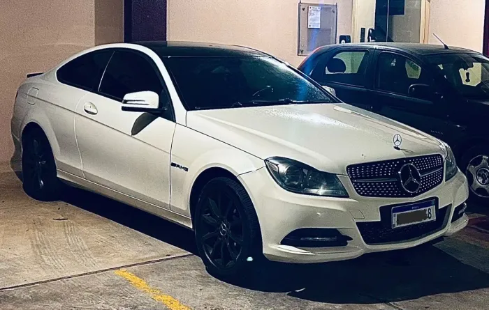 Mercedes-Benz C-180 CGI Coupe 1.8 16V 156cv Aut. 2012