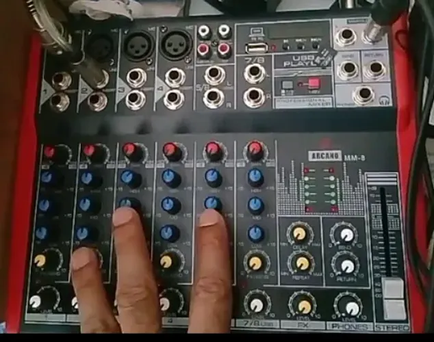 Gravo sua vinheta, chamada carro de som, rádio Igreja etc... R$ 45,00