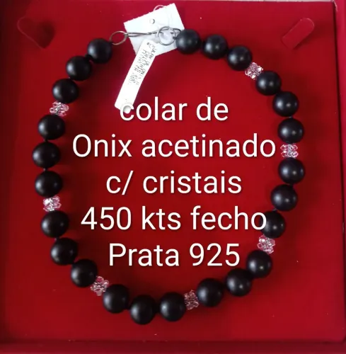 Colar em Onix acetinado com cristais 450kts fecho em Prata 